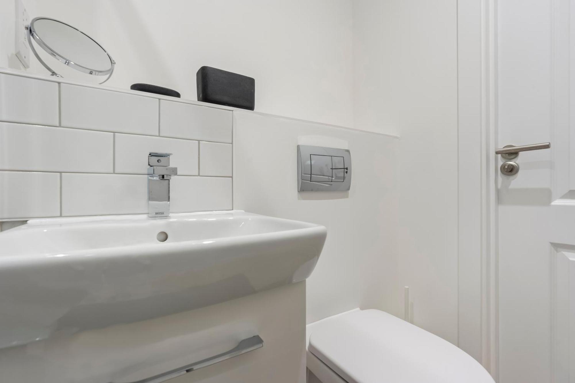 Evergreen Haven - Central 2Br - Free Parking W High Speed Wifi Birmingham Luaran gambar